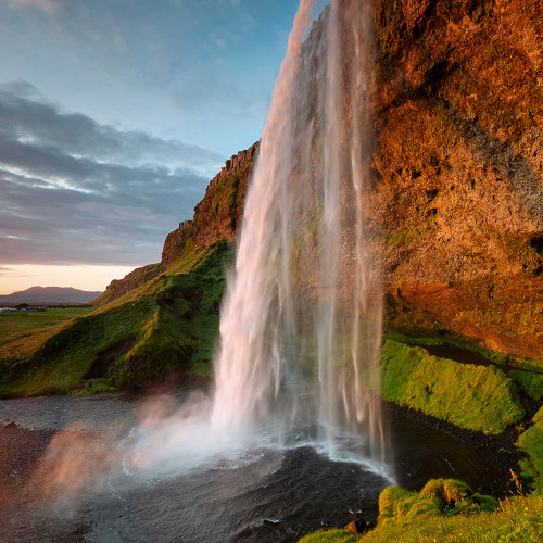 files/KRG2020/img/Verschiedenes/Krueger-Langenberger/olaf kueger - sagenhaftes island - isl_s_seljalandsfoss_ok_isl_8075_lr 500x500 01.jpg